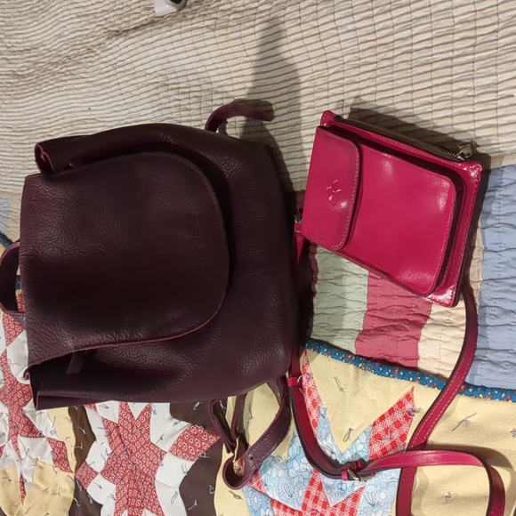 Portland Leather Handbags - Portland Leather Goods Plum Bucket Backpackw/Patricia Nash wallet